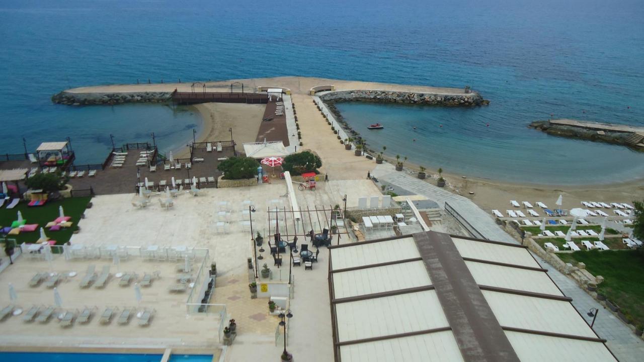Ada Beach Hotel Krini Екстериор снимка